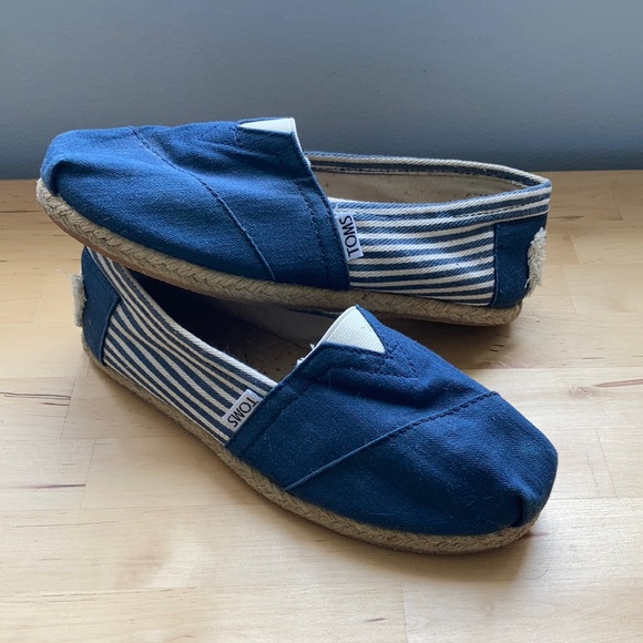 Toms Shoes - TOMS navy stripped rope espadrille slip on shoes